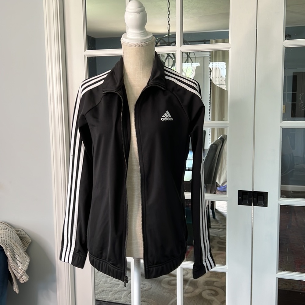 💧ADIDAS black track warm up jacket size M